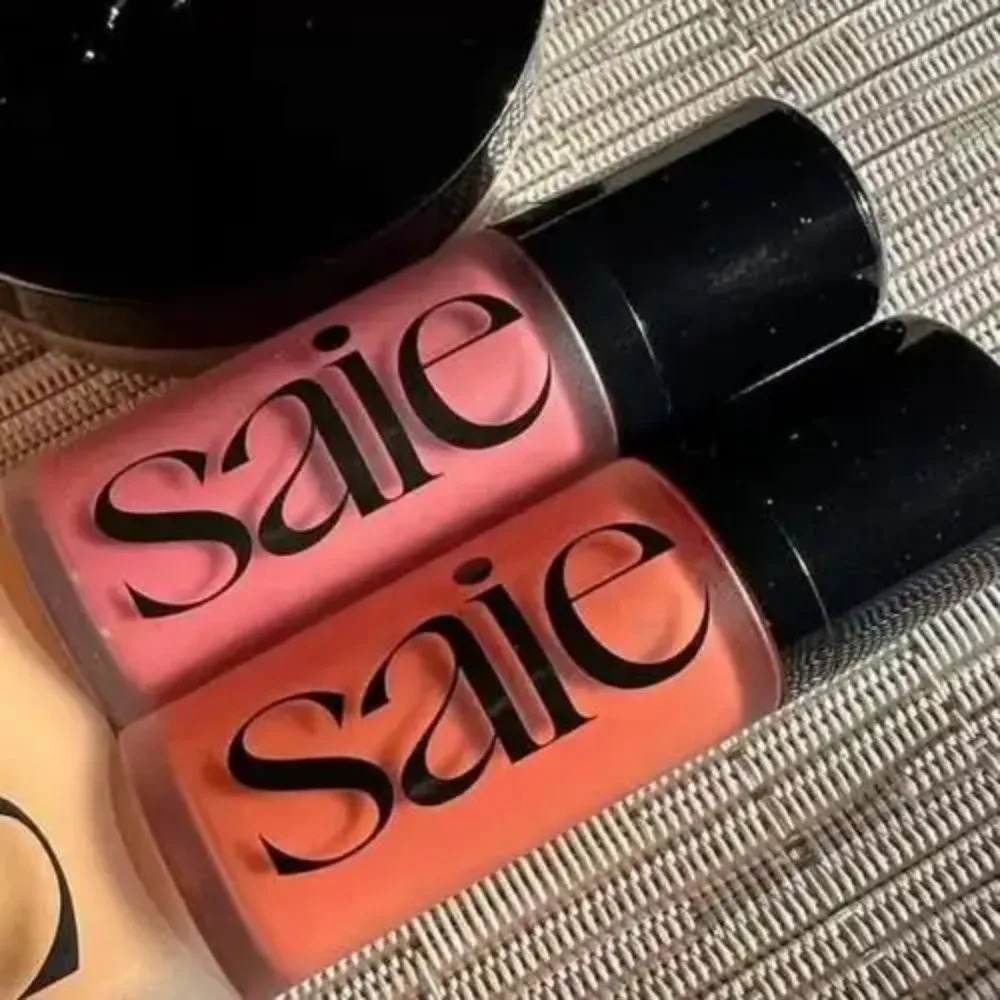 Жидкие румяна Saie, для контур – обзор и цена Skincare Laneige